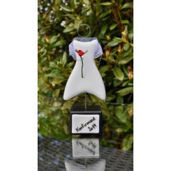 Konfirmand Pige med Rose og Sjal