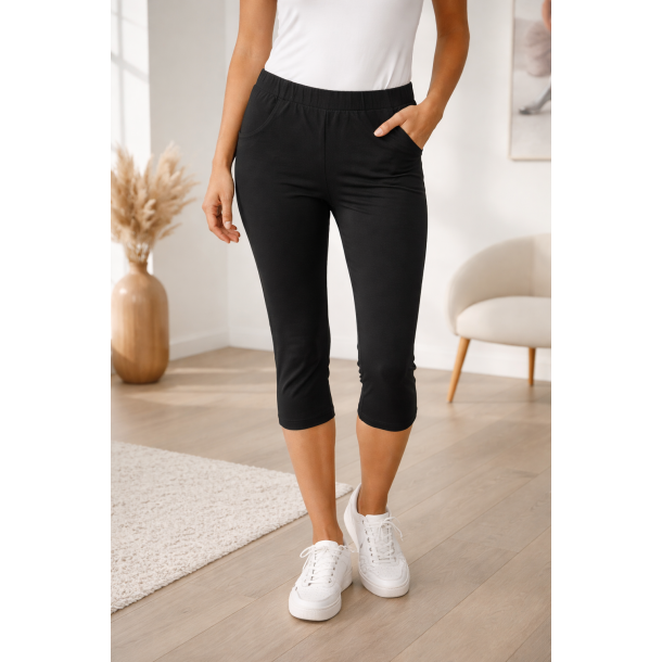 ZE-ZE Edith Capri Bukser - Black