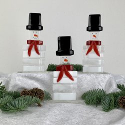 Stribet snemand p glasfod