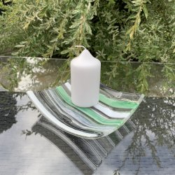 Firkantet fad med striber