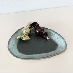 Unik keramikfad - eucalyptus toner