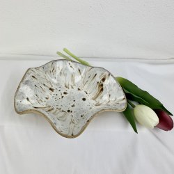 Keramikfad i asymmetrisk form - lys creme