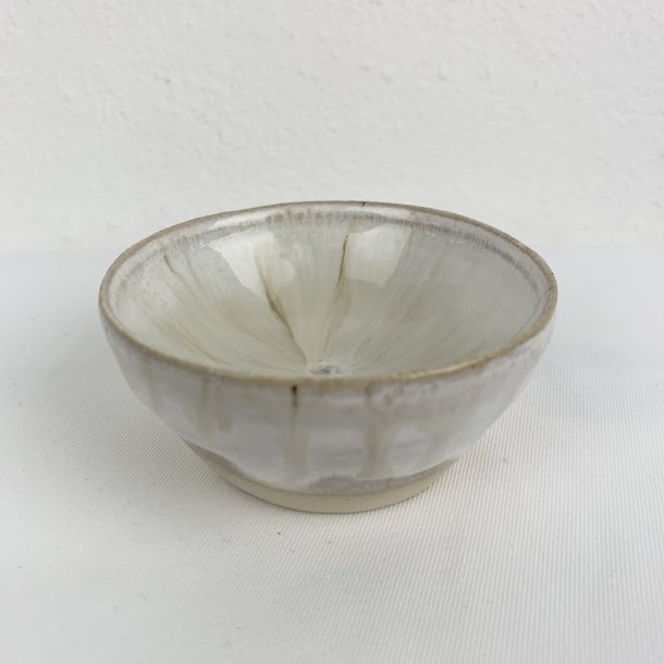 Smykkesk�l / saltkar - Creme