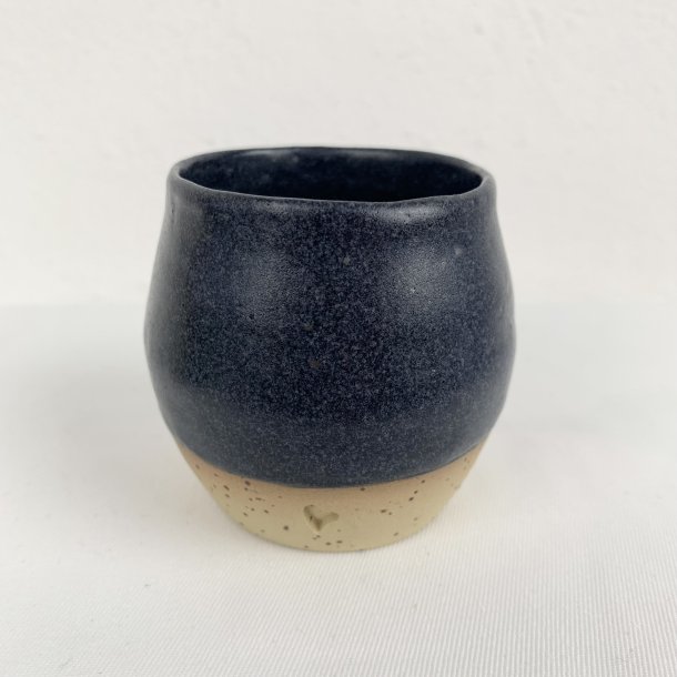 Lille espressokop i rundet form - sort