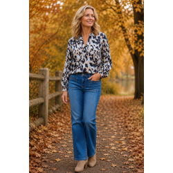 ZE-ZE Cindy Blouse - Light blue